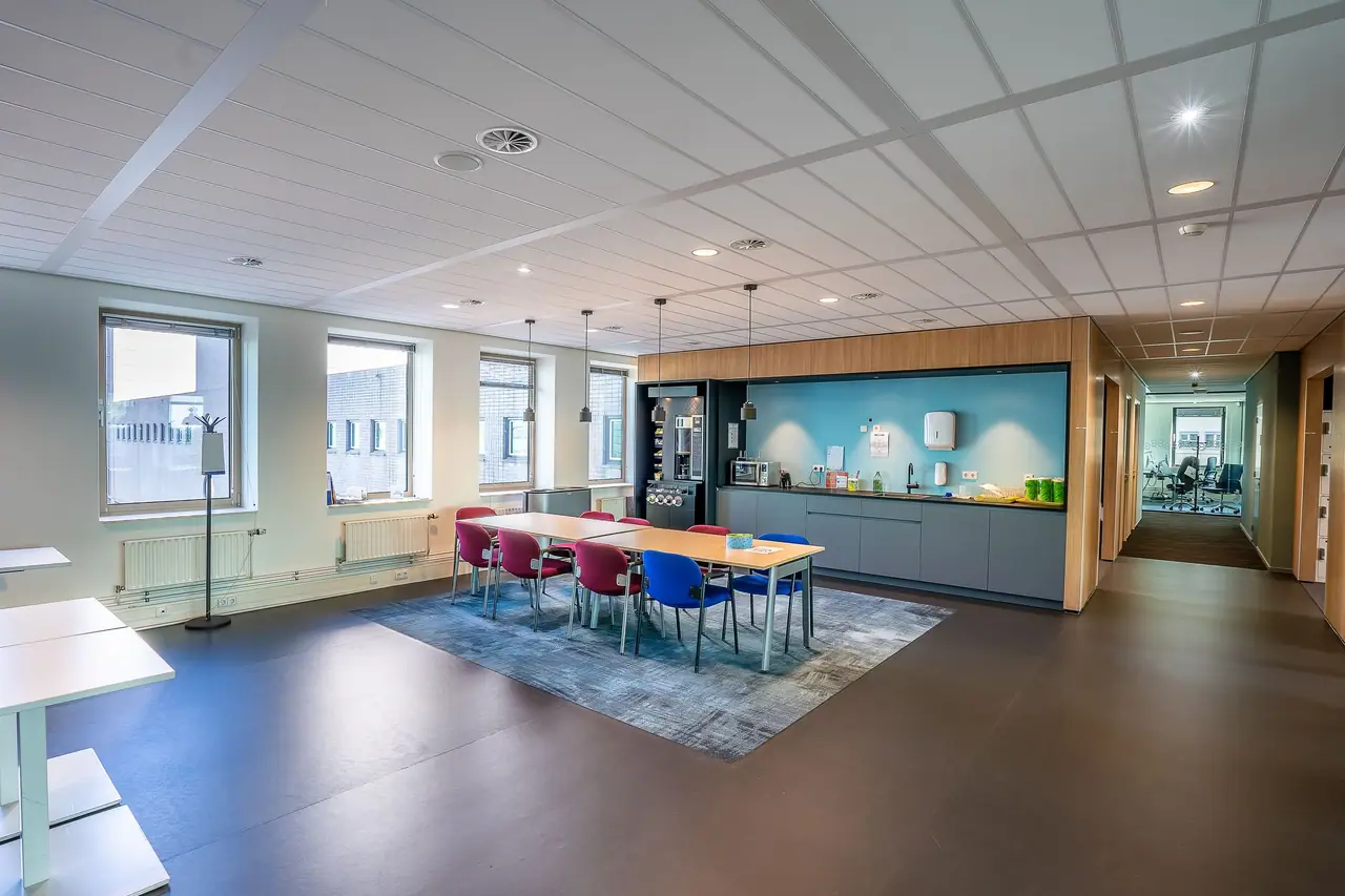 Café and breakroom